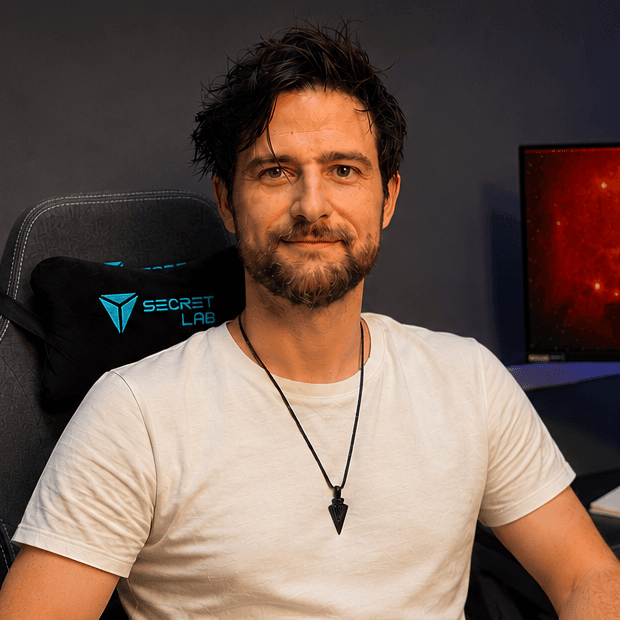 Tibo, founder of Devmystify